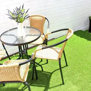 https://scoresby-retreat-whitby-holiday-home.yorkshirehotels.net